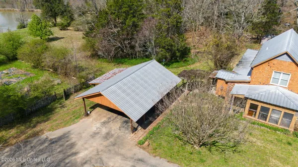 $775,000 | 392 Sycamore Road, Coldwater, MS 38618