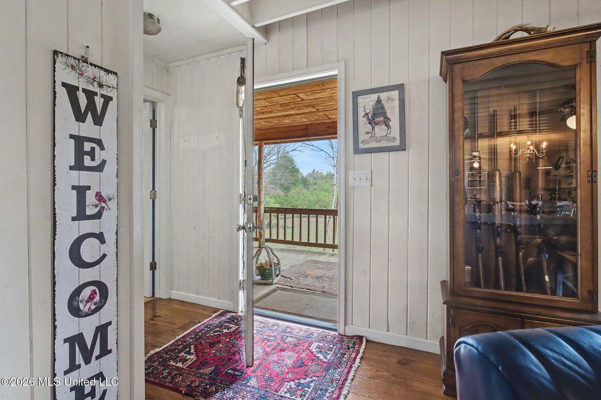 392 Sycamore Road Coldwater, MS 38618 - Photo 6 of 51 6-web-or-mls-392 Sycamore Rd-5