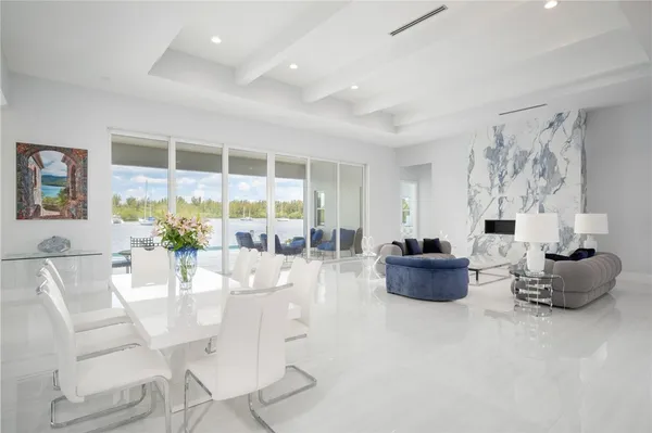 $5,500,000 | 3937 Indian River Drive East, Vero Beach, FL 32963