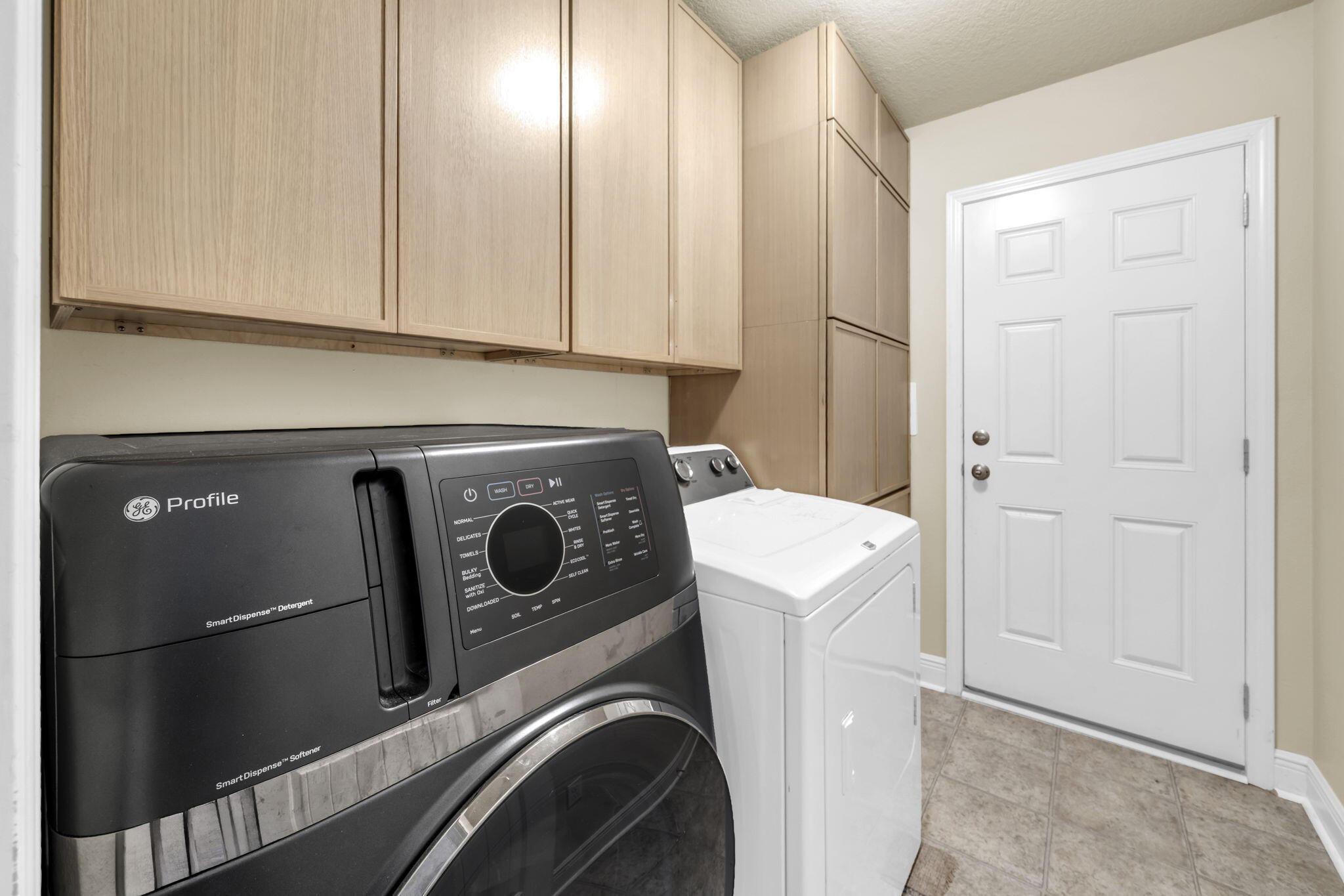 217 Raptor Drive Crestview, FL 32536 - Photo 37 of 48 a utility room with dryer and washer