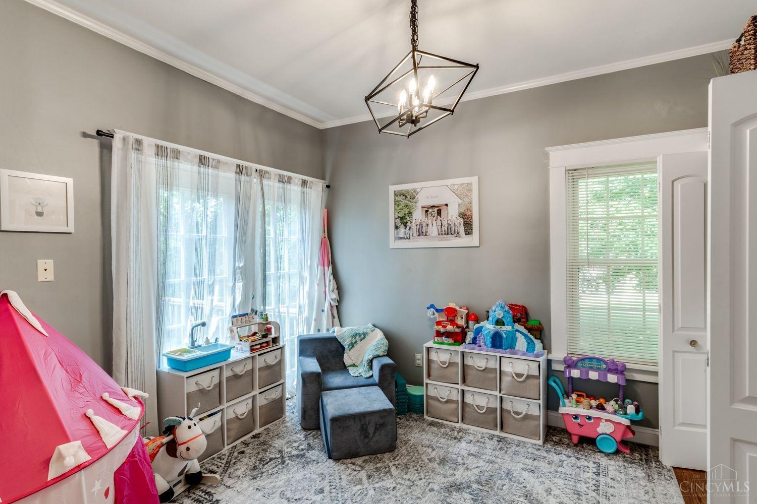 3813 Boomer Road Cincinnati, OH 45247 - Photo 40 of 69