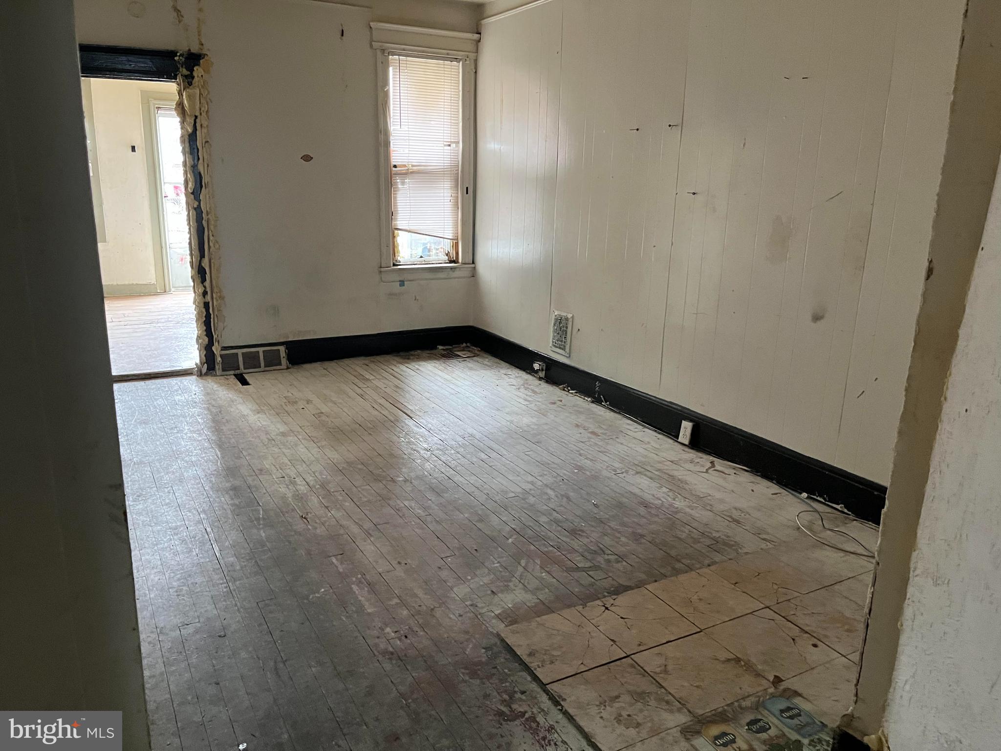 1066 Princess Avenue Camden, NJ 08103 - Photo 8 of 15