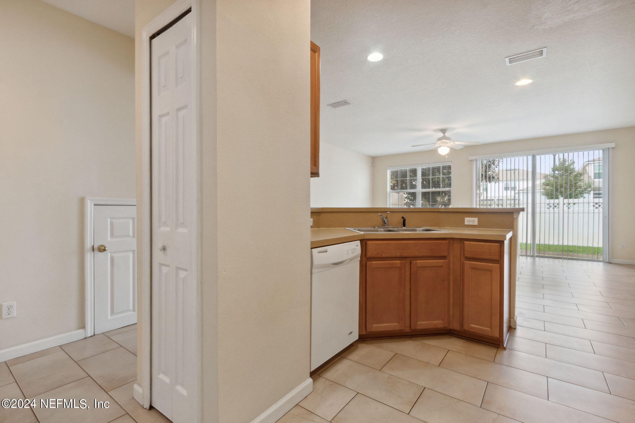 3740 Creswick Circle, Unit E Orange Park, FL 32065 - Photo 12 of 34 12-web-or-mls-14_3740 Crestwick Cir Unit