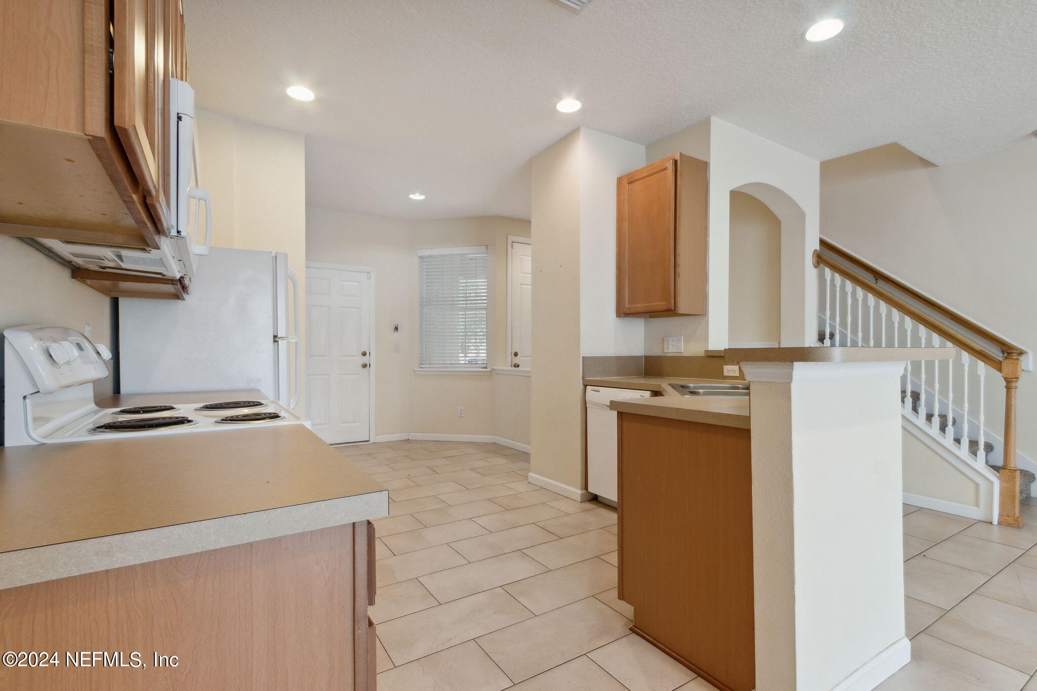 3740 Creswick Circle, Unit E Orange Park, FL 32065 - Photo 13 of 34 13-web-or-mls-15_3740 Crestwick Cir Unit