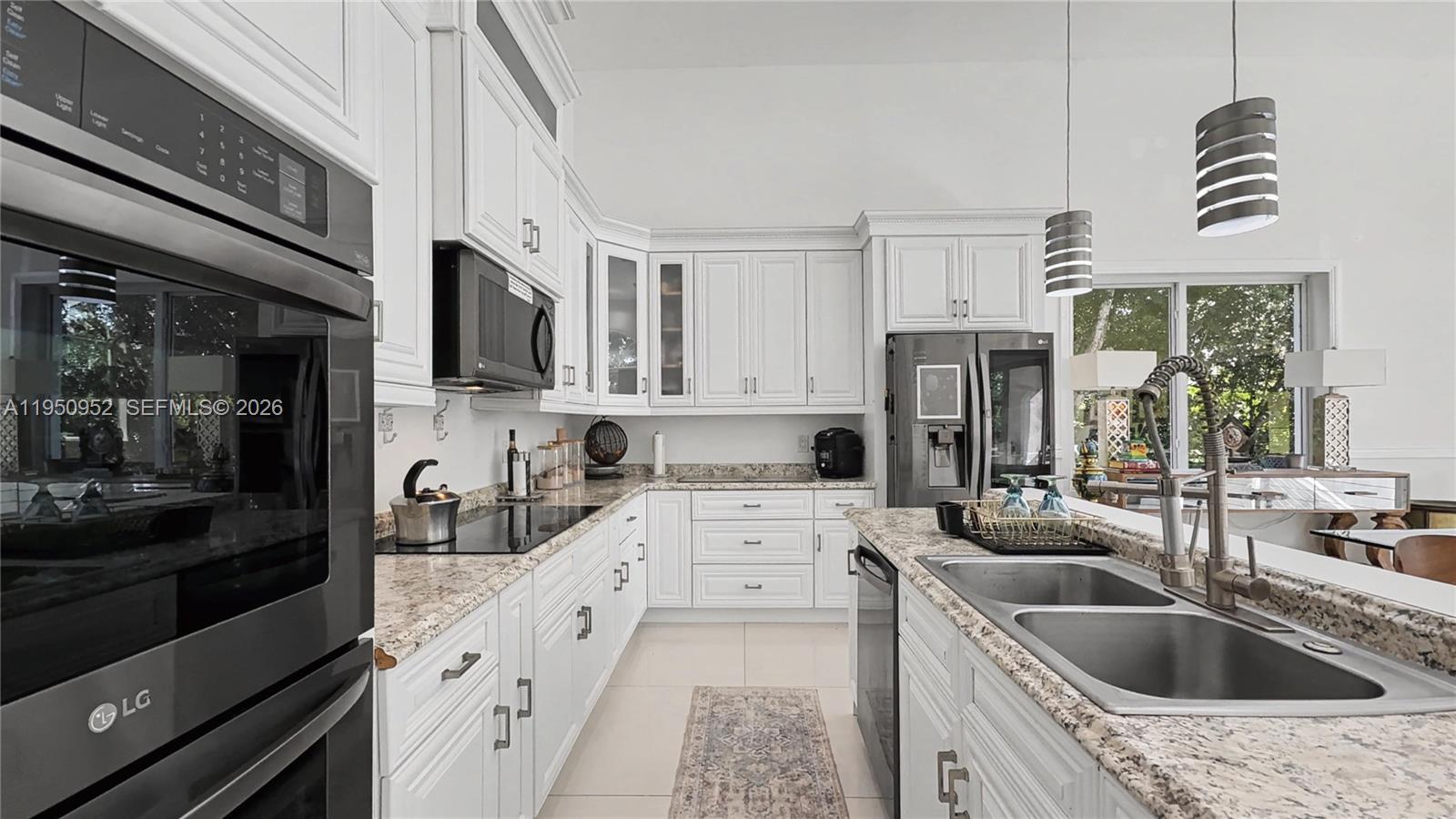 34 Seagate Boulevard Key Largo, FL 33037 - Photo 13 of 46
