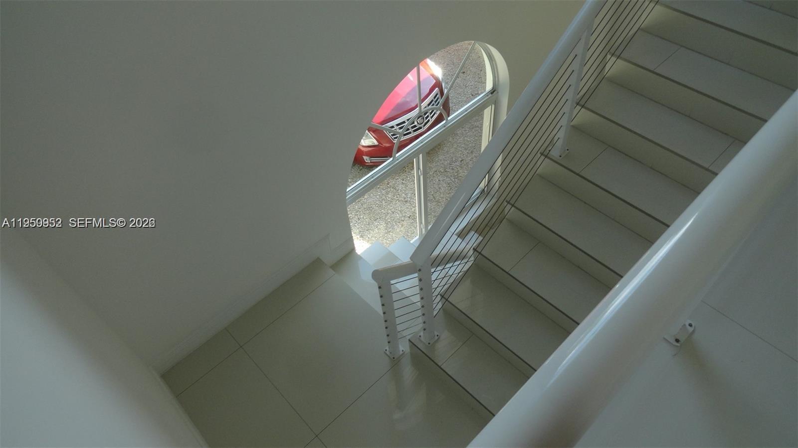 34 Seagate Boulevard Key Largo, FL 33037 - Photo 8 of 38