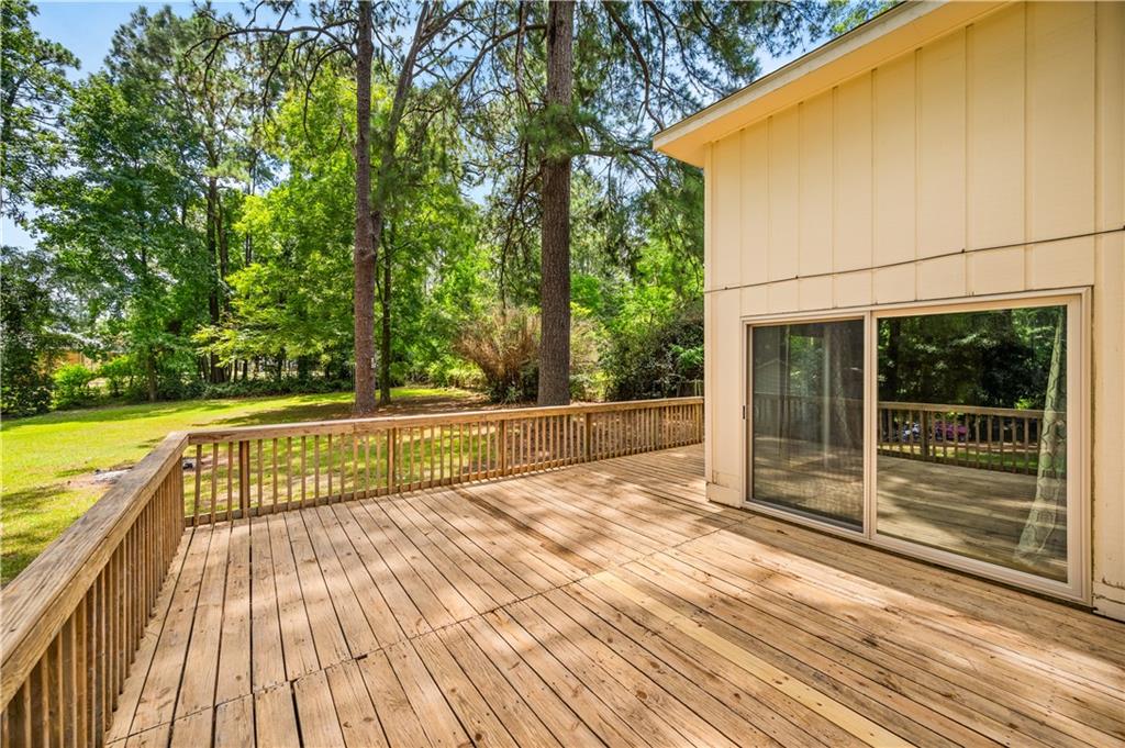 605 Holiday Circle Pineville, LA 71360 - Photo 11 of 38