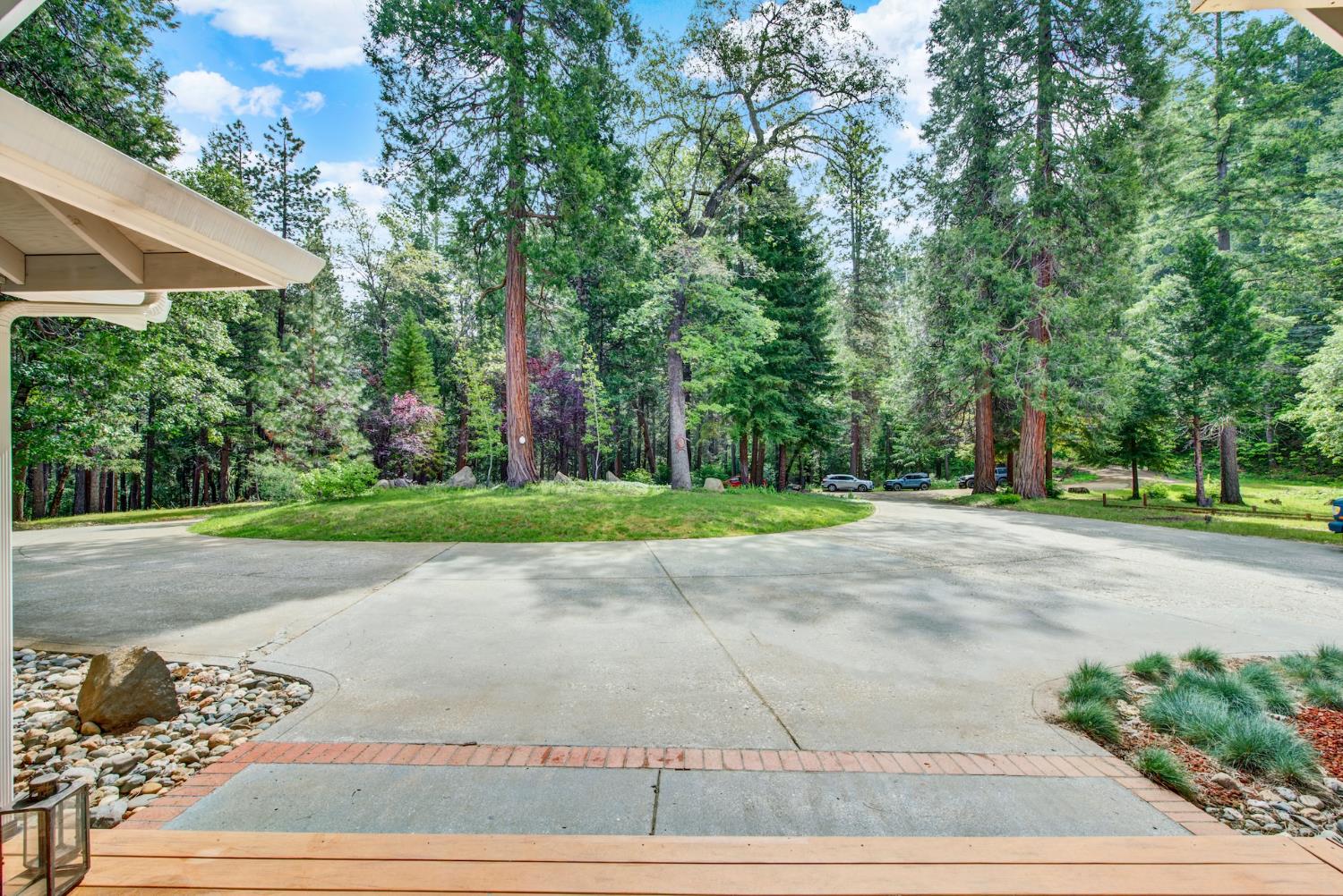 10742 Harmony Ridge Road Nevada City, CA 95959 - Photo 4 of 60