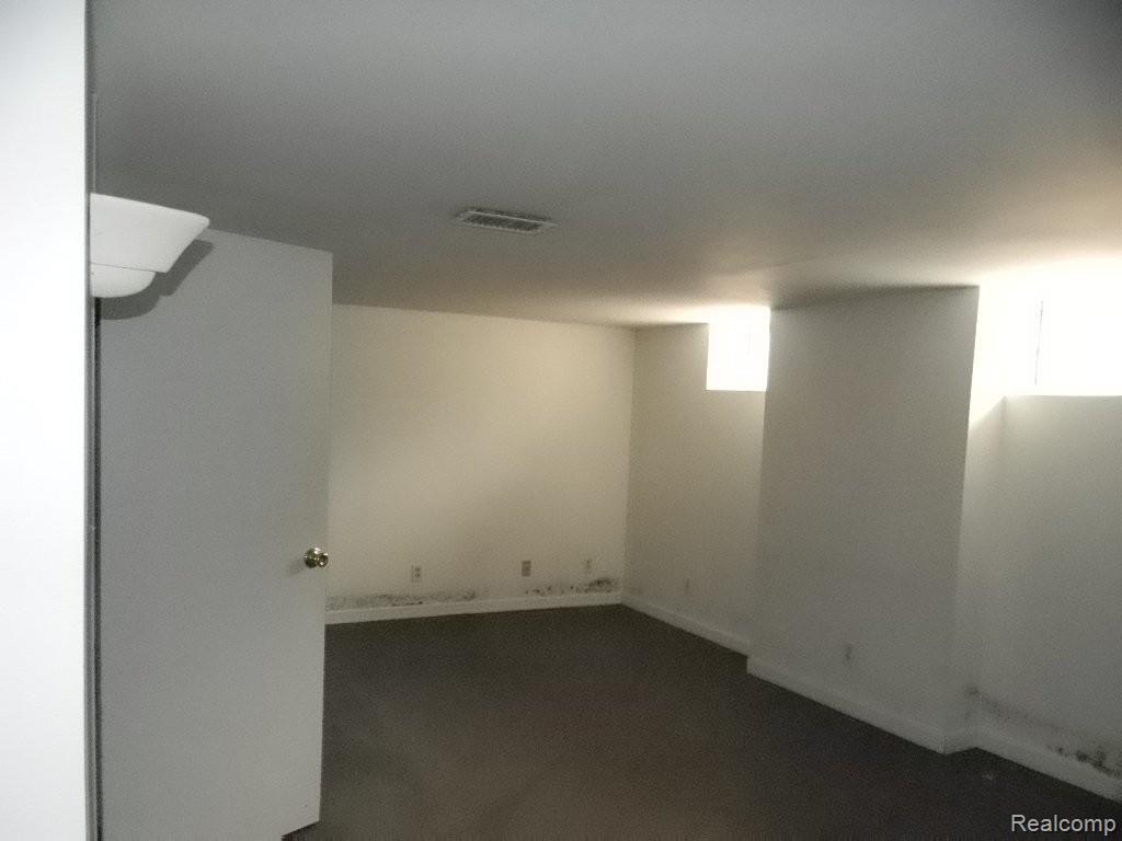 731 Menominee Road Pontiac, MI 48341 - Photo 9 of 10 BASEMENT
