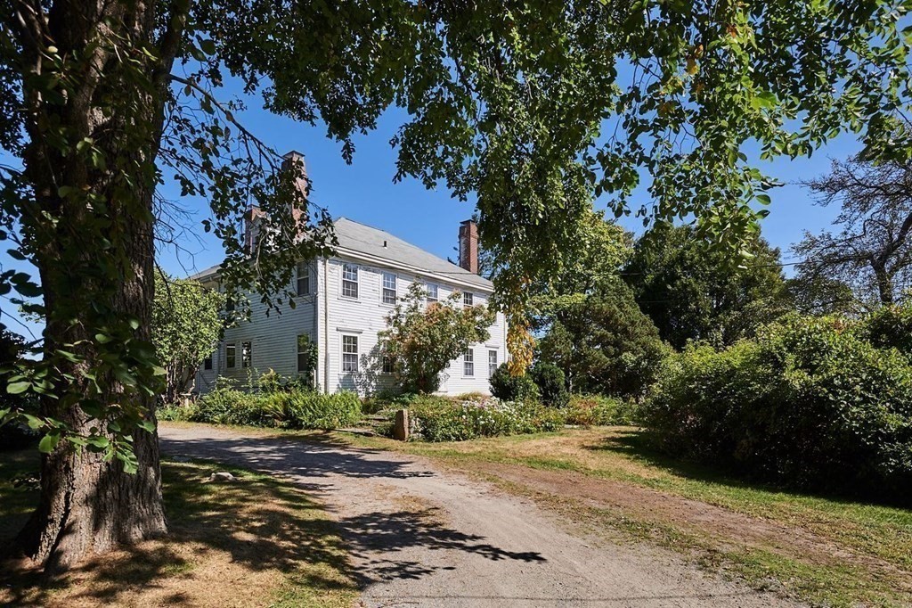 66 Labor In Vain Road Ipswich, MA 01938 - Photo 3 of 42