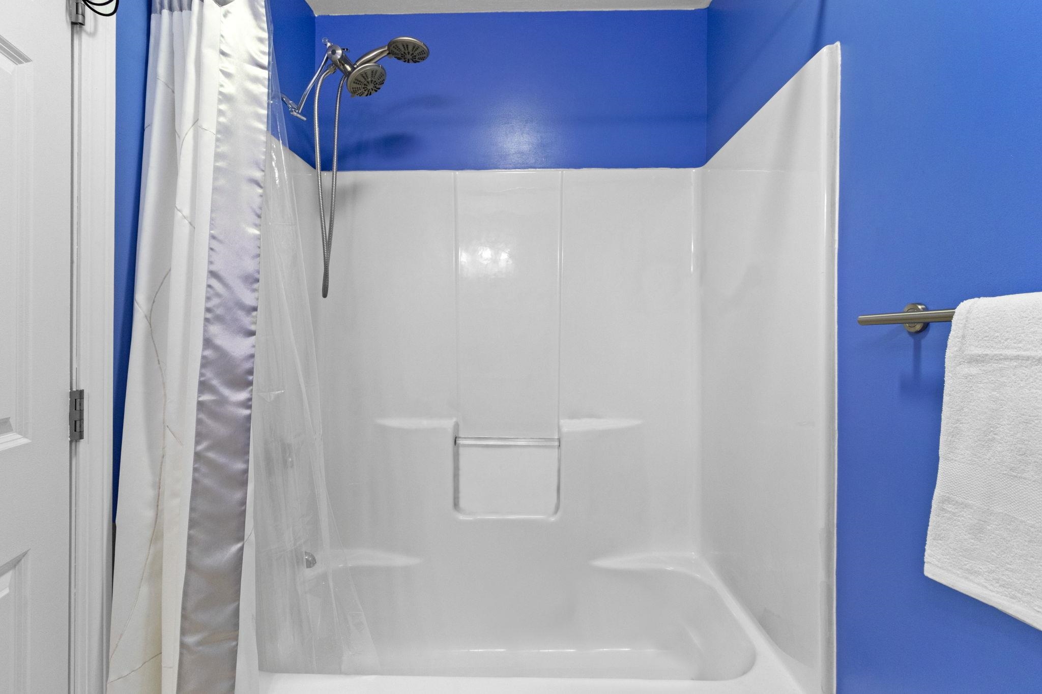 61 Harvey Road Deerfield, NH 03037 - Photo 13 of 38