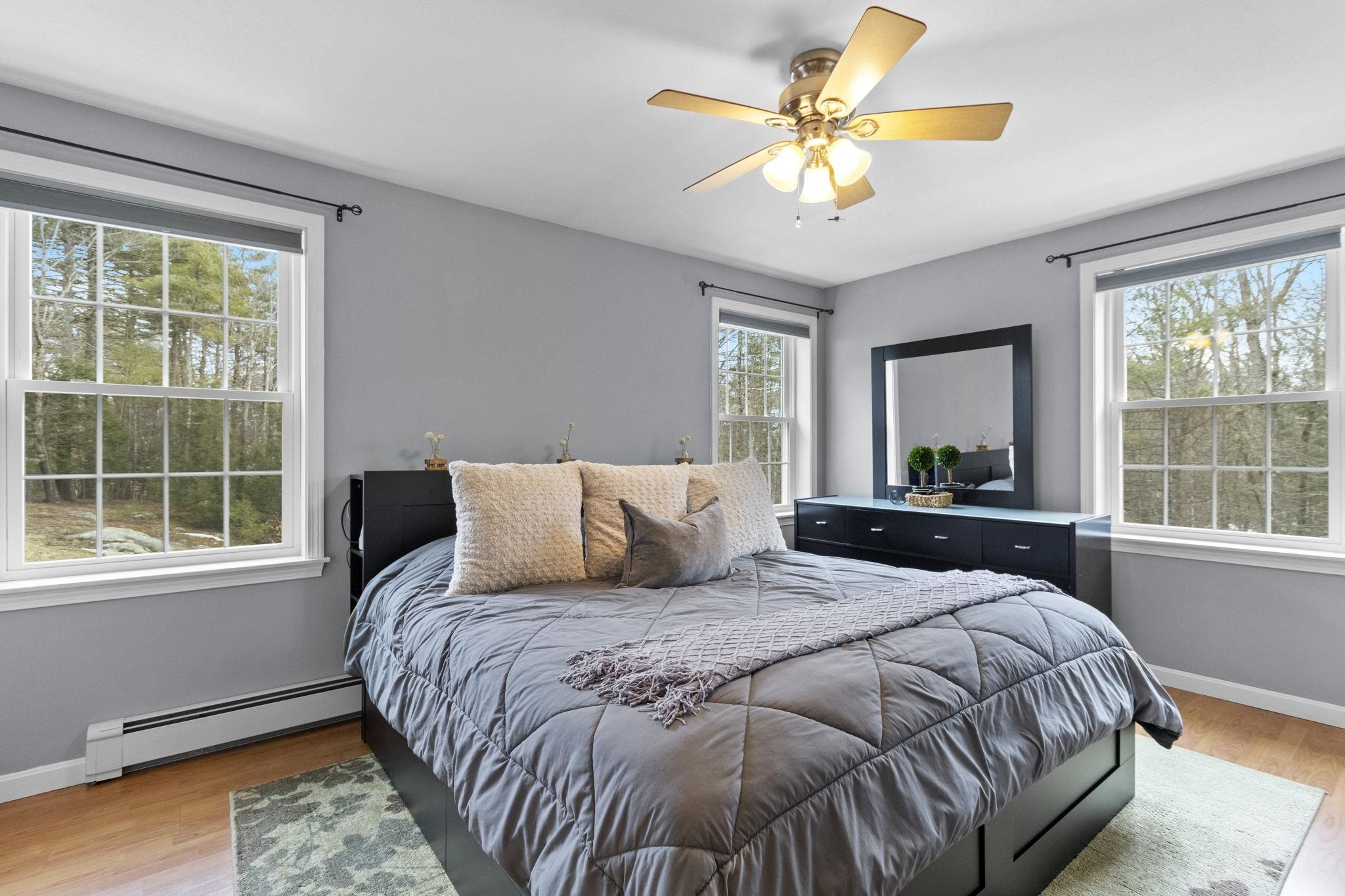 61 Harvey Road Deerfield, NH 03037 - Photo 15 of 38