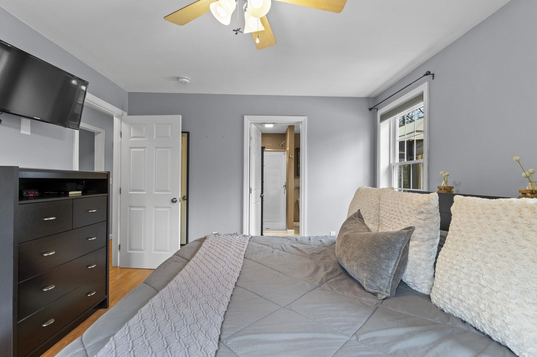 61 Harvey Road Deerfield, NH 03037 - Photo 17 of 38