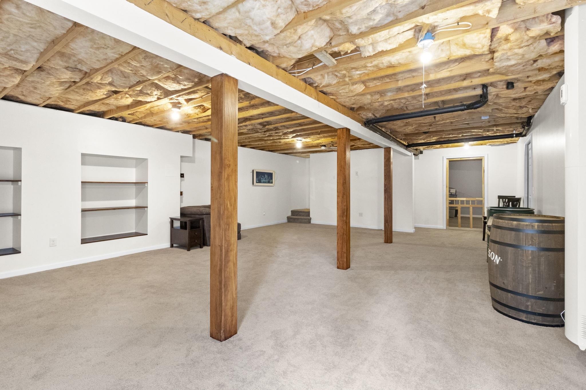 61 Harvey Road Deerfield, NH 03037 - Photo 28 of 38