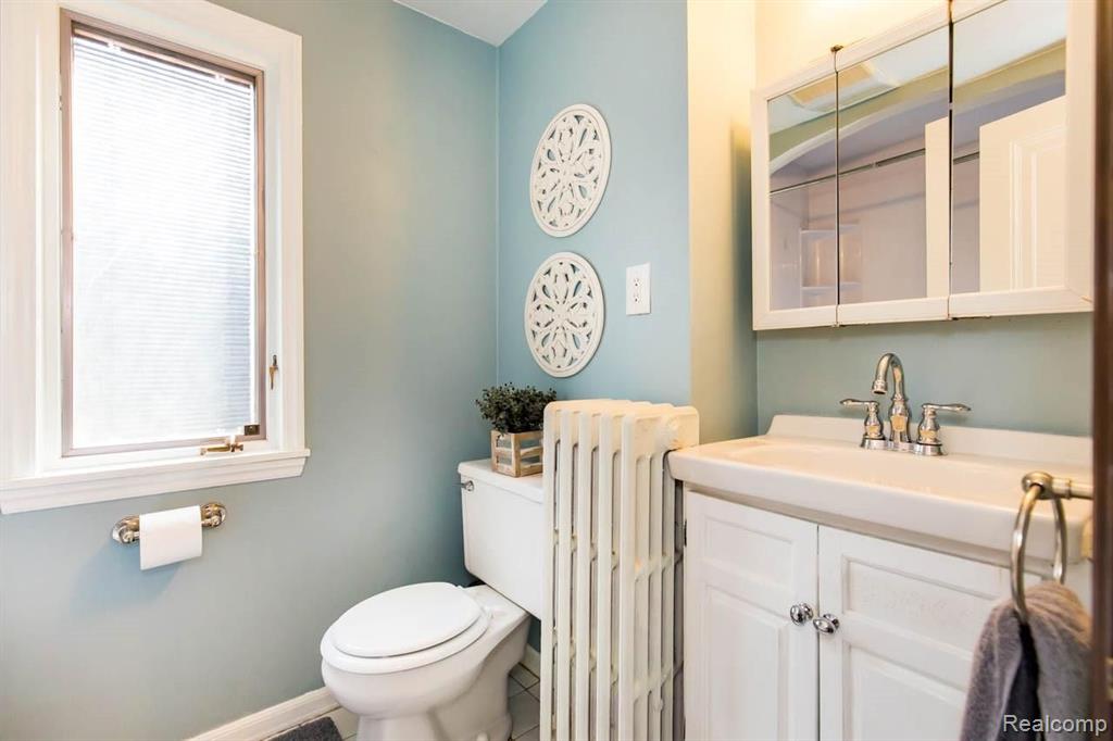 837 Fisher Road Grosse Pointe, MI 48230 - Photo 18 of 27