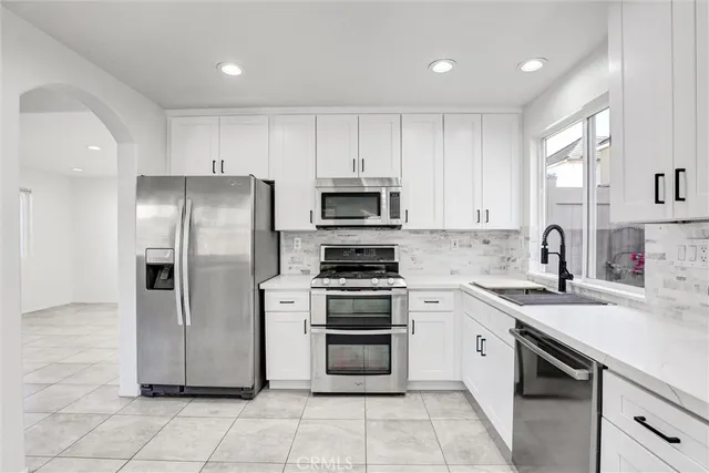 $1,000,000 | 12 Poppyfield Lane, Rancho Santa Margarita, CA 92688