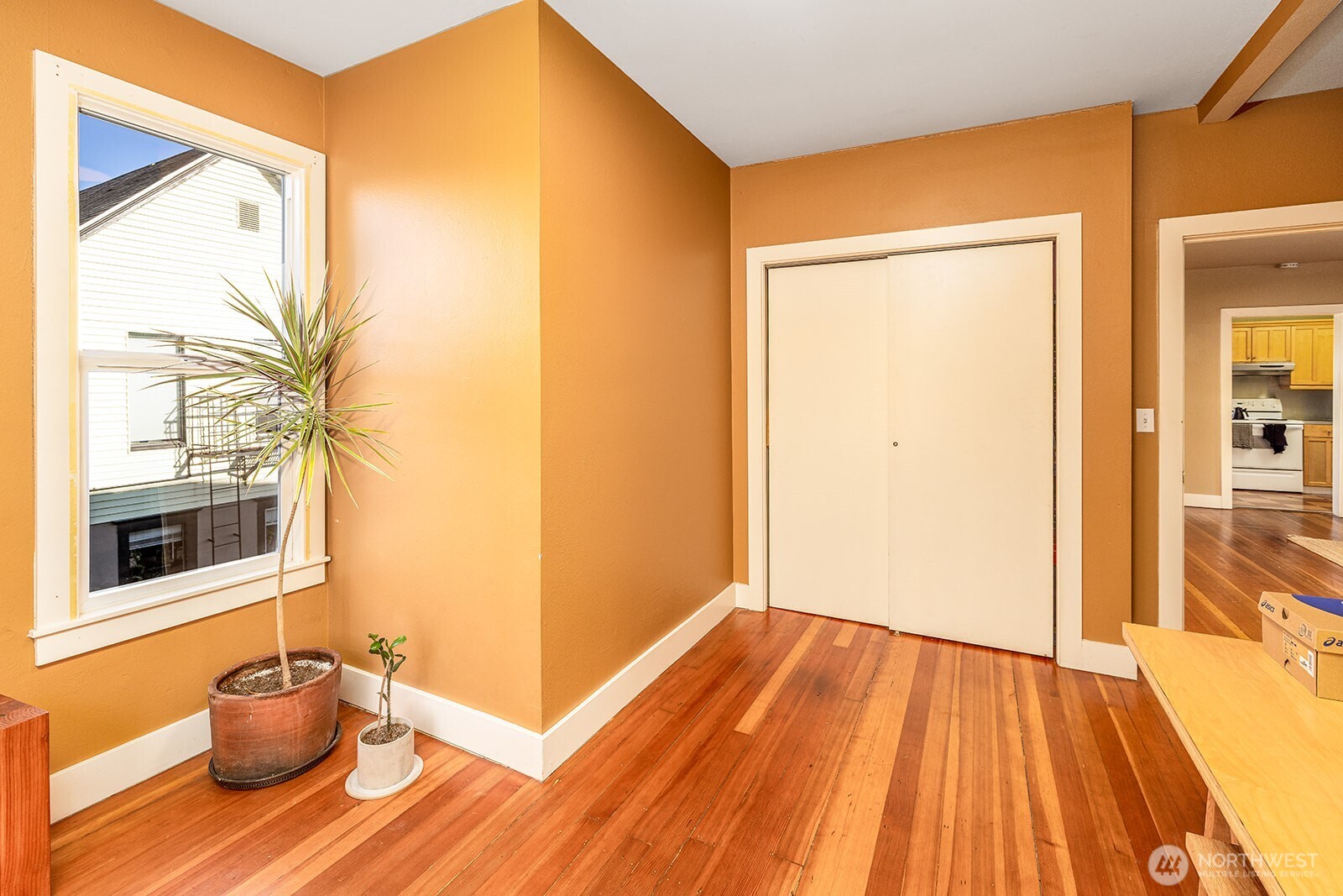 2315 East Spring Street Seattle, WA 98122 - Photo 5 of 40