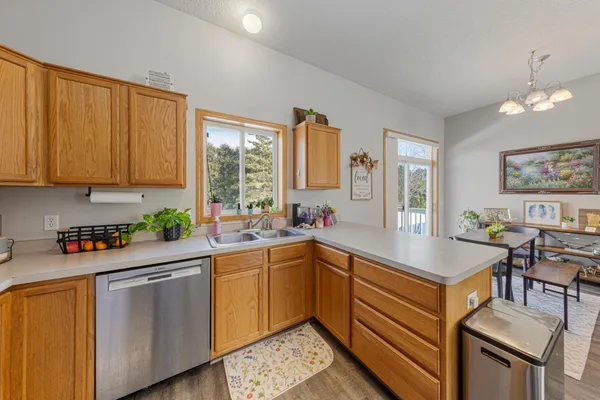 $264,900 | 1313 Constitutional Drive, Northfield, MN 55057