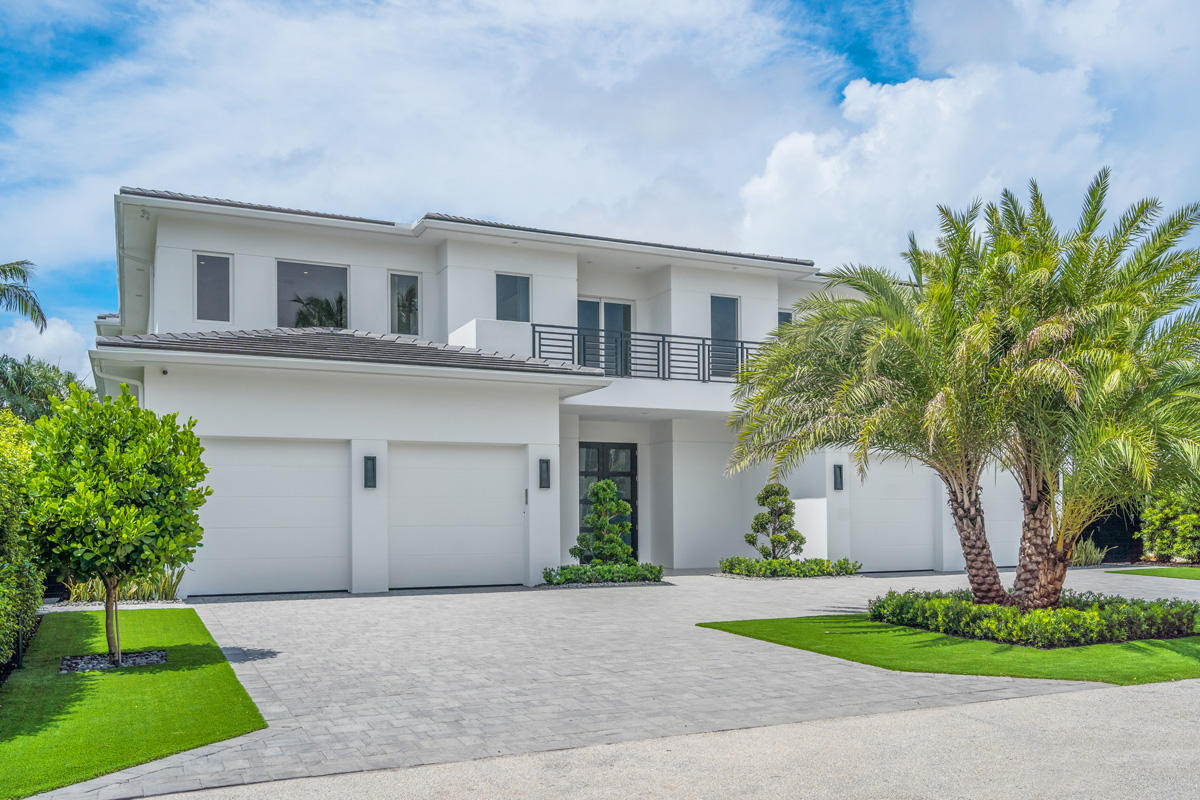 2265_Queen_Palm_Road_01