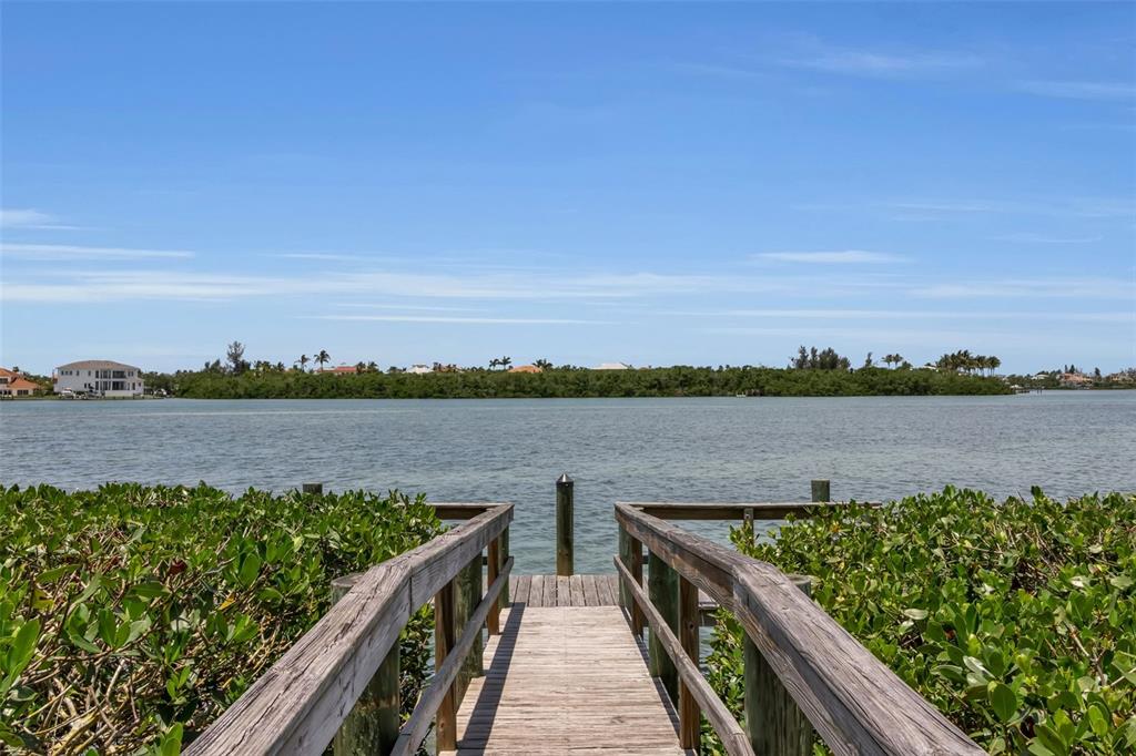 612 Laurel Road West Nokomis, FL 34275 - Photo 72 of 88