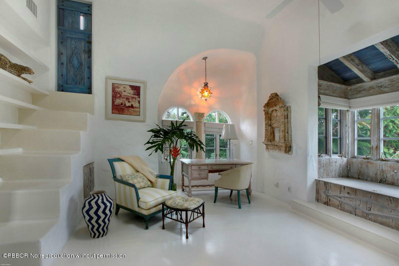 322 Clarke Avenue Palm Beach, FL 33480 - Photo 11 of 28 a living room with furniture and a potted plant