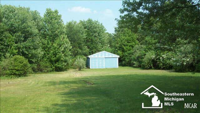 2633 Wells Road Petersburg, MI 49270 - Photo 8 of 20 20008762-7.JPG
