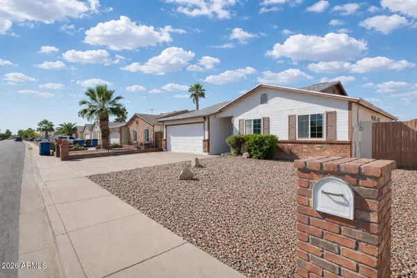 $412,000 | 50 West Ivyglen Street, Mesa, AZ 85201