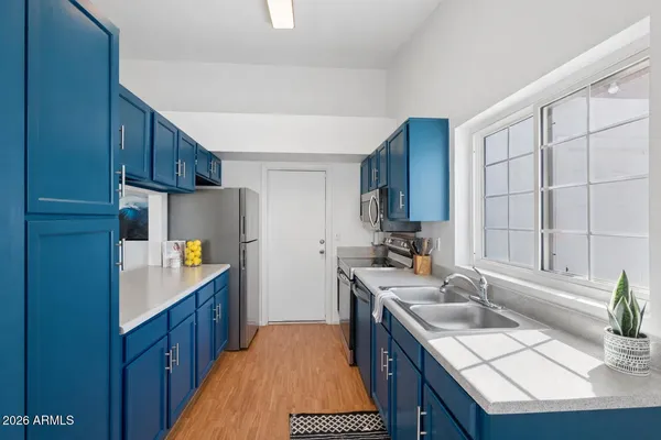 $412,000 | 50 West Ivyglen Street, Mesa, AZ 85201