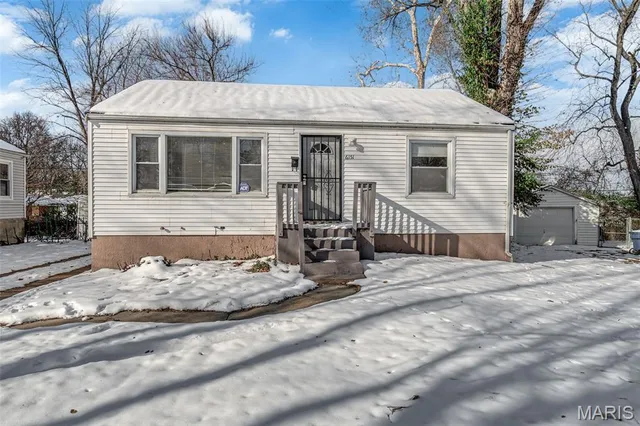 $95,000 | 6151 Avila Drive, Berkeley, MO 63134