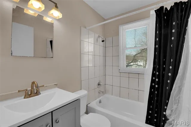 $89,999 | 6151 Avila Drive, Berkeley, MO 63134