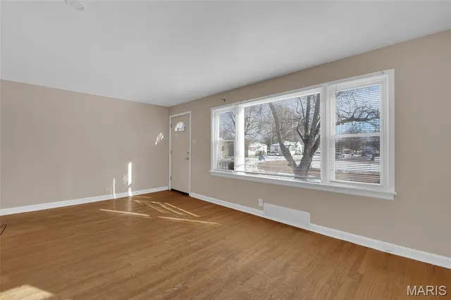 $89,999 | 6151 Avila Drive, Berkeley, MO 63134