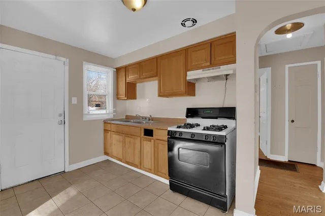 $89,999 | 6151 Avila Drive, Berkeley, MO 63134