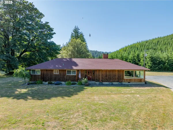 $595,000 | 53856 Big Creek Road, Myrtle Point, OR 97458