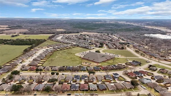 $275,000 | 2840 St Johns Avenue, Lancaster, TX 75146