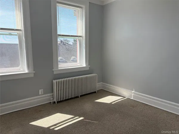 $1,948 | 49 5th Street, Unit 10, New Rochelle, NY 10801