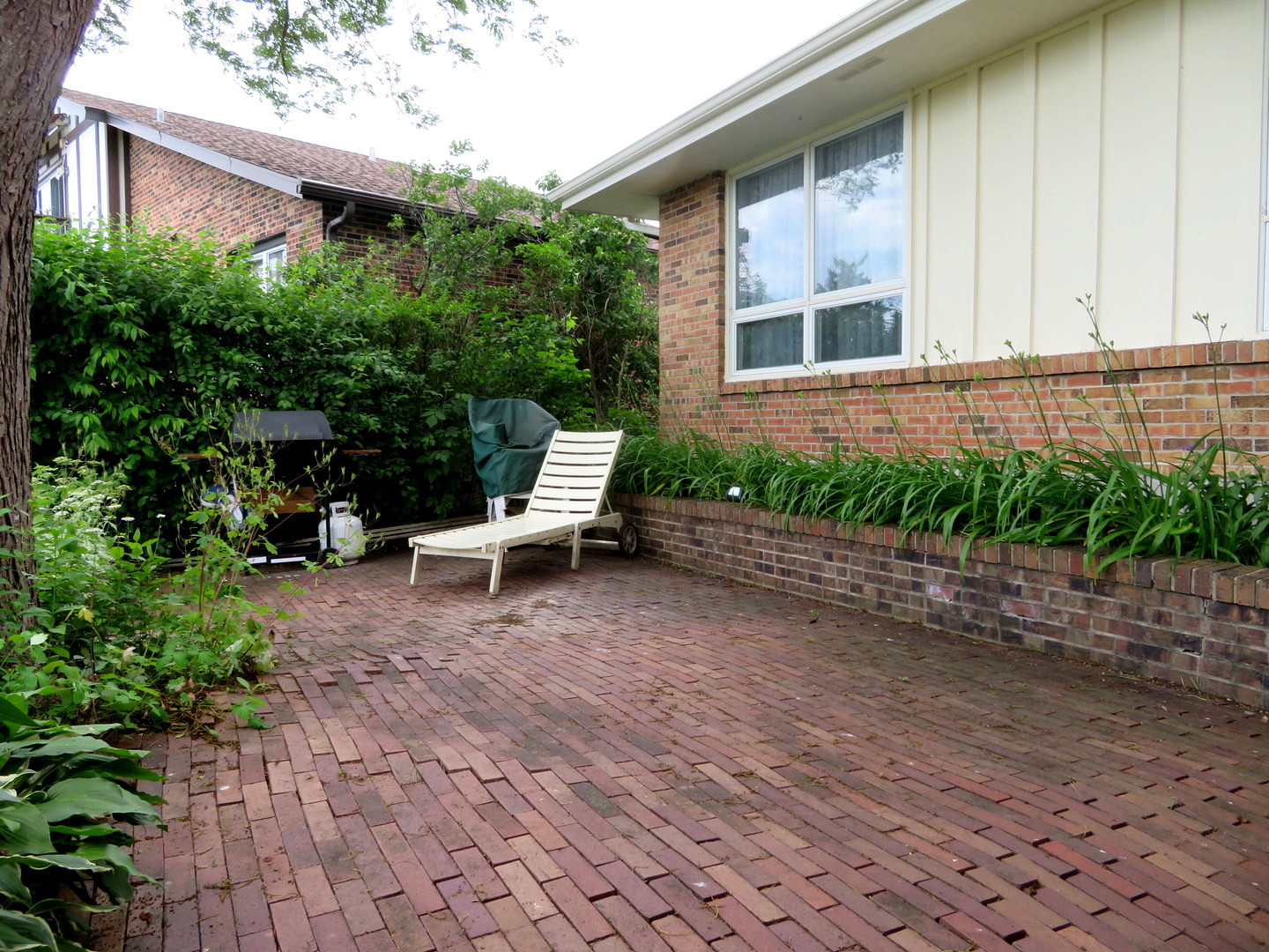 414 Beck Road Lindenhurst, IL 60046 - Photo 6 of 23