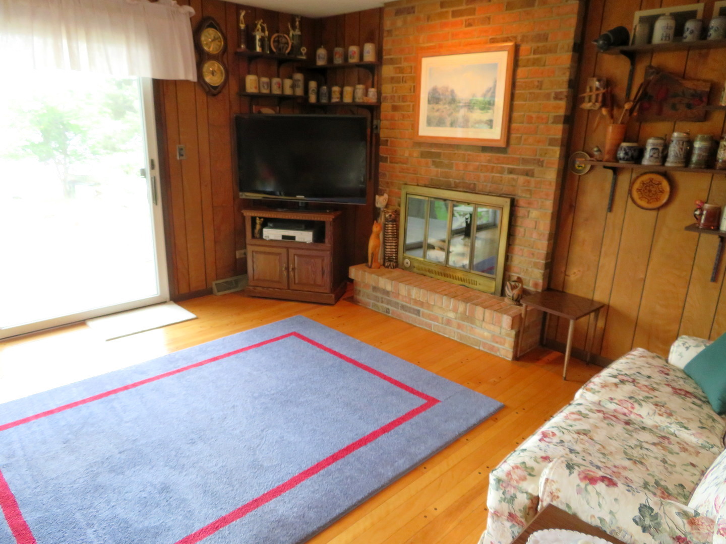 414 Beck Road Lindenhurst, IL 60046 - Photo 7 of 23