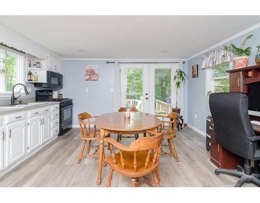 17 Edgewood Road Holbrook, MA 02343 - Photo 5 of 15 Gallery Image 5