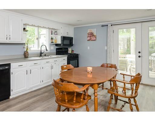 17 Edgewood Road Holbrook, MA 02343 - Photo 6 of 15 Gallery Image 6