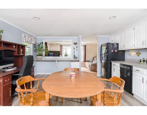 17 Edgewood Road Holbrook, MA 02343 - Photo 7 of 15 Gallery Image 7