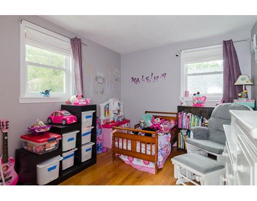 17 Edgewood Road Holbrook, MA 02343 - Photo 9 of 15 Gallery Image 9