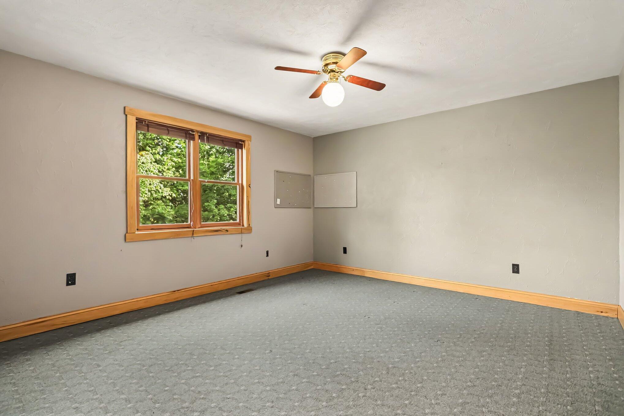 9411 Evart Road Nashville, MI 49073 - Photo 13 of 42 013_file_4300