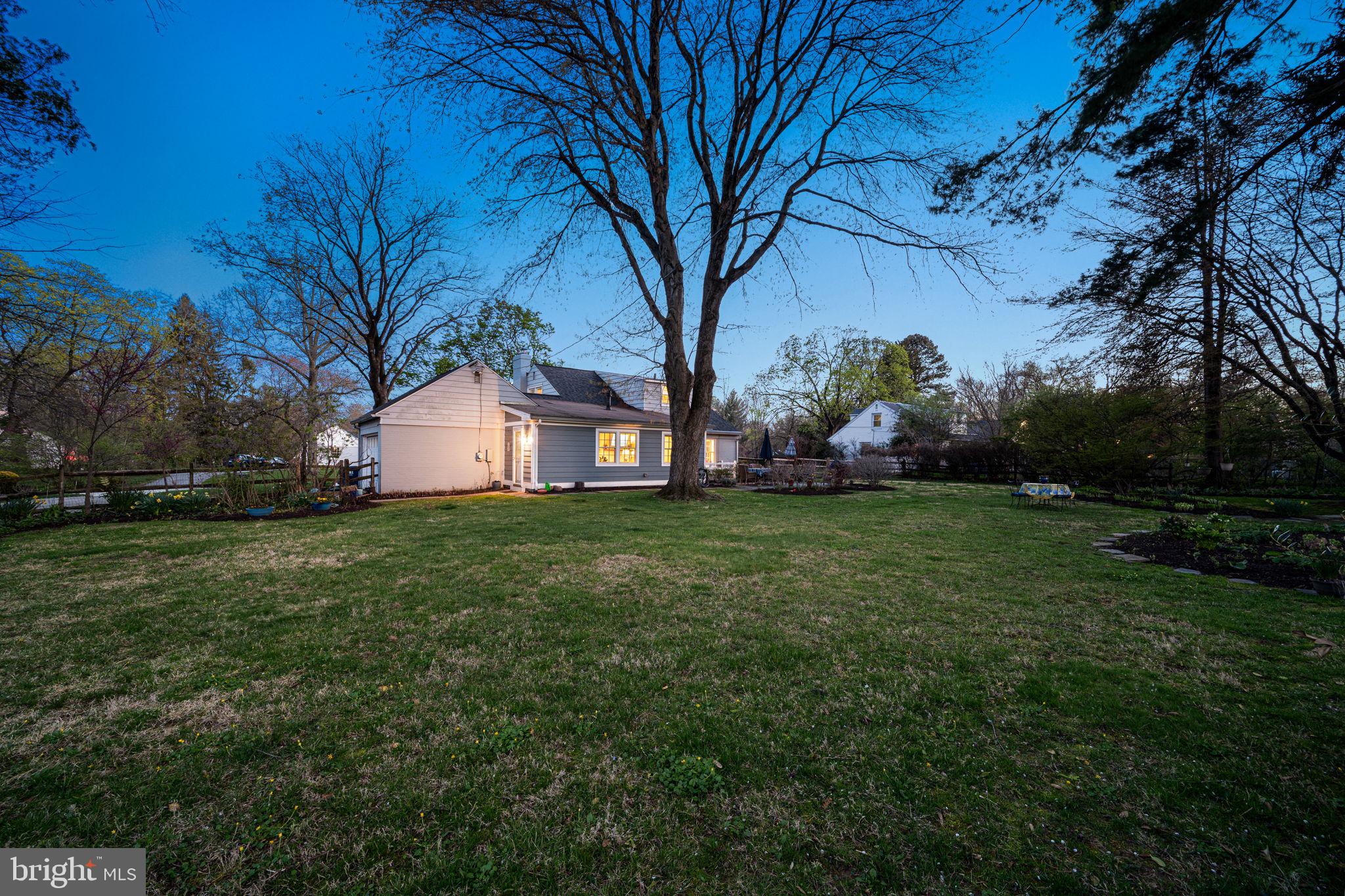 303 Barry Lane Wallingford, PA 19086 - Photo 14 of 14