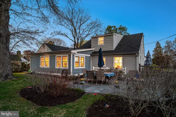 $740,000 | 303 Barry Lane, Wallingford, PA 19086