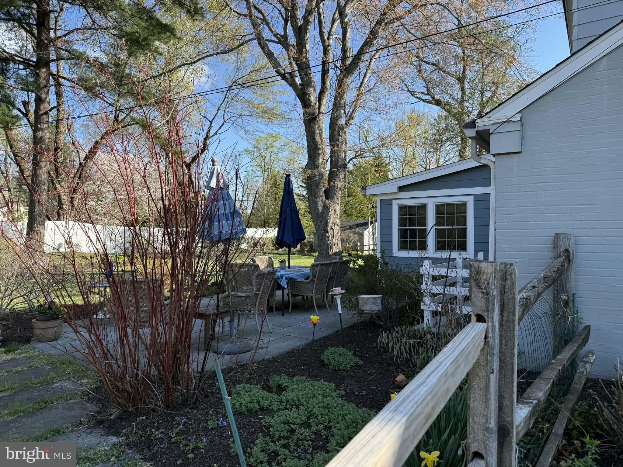 303 Barry Lane Wallingford, PA 19086 - Photo 9 of 14