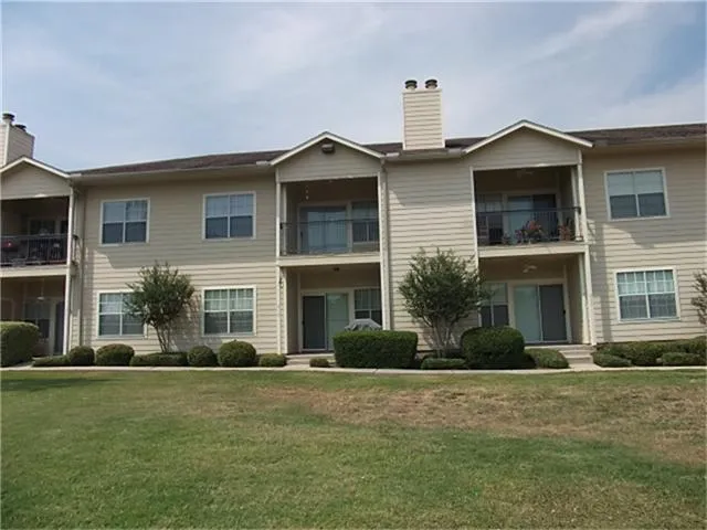 $1,395 | 12565 Melville Drive, Unit 222, Montgomery, TX 77356