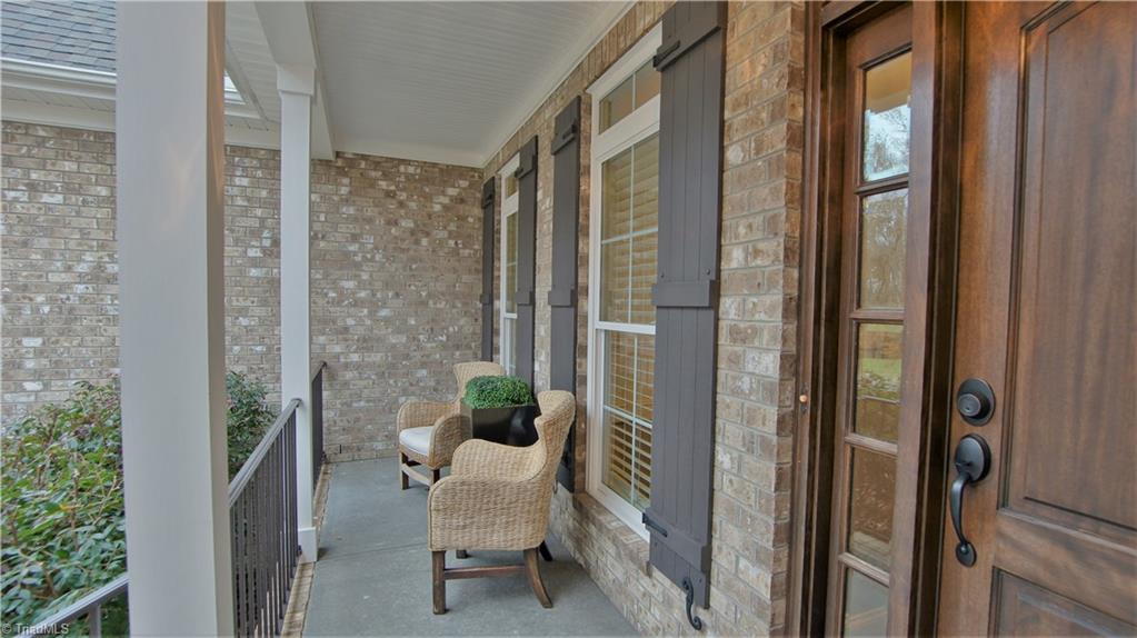 5416 Rambling Road Greensboro, NC 27409 - Photo 3 of 30