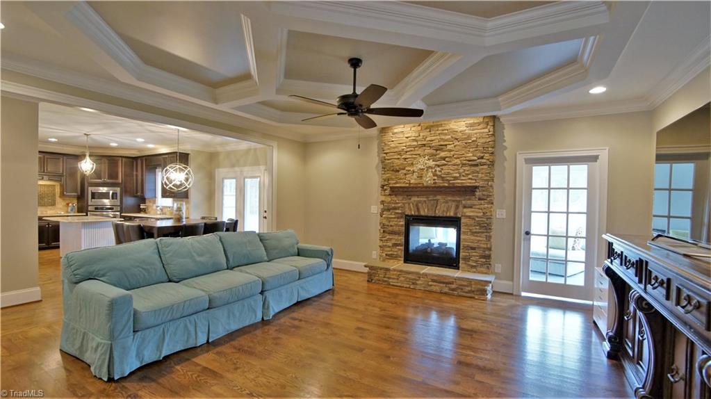 5416 Rambling Road Greensboro, NC 27409 - Photo 7 of 30