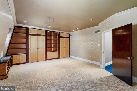 $2,899,000 | 2013 Delancey Place, Philadelphia, PA 19103