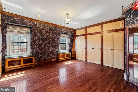 $2,899,000 | 2013 Delancey Place, Philadelphia, PA 19103